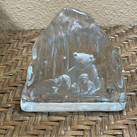 Set Of Two Crystal Polar  Bear And Cubs Sculpture Home Decor - Picture 12 of 15